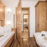 Kinderbauernhof Scharrerhof * Hollersbach im Pinzgau